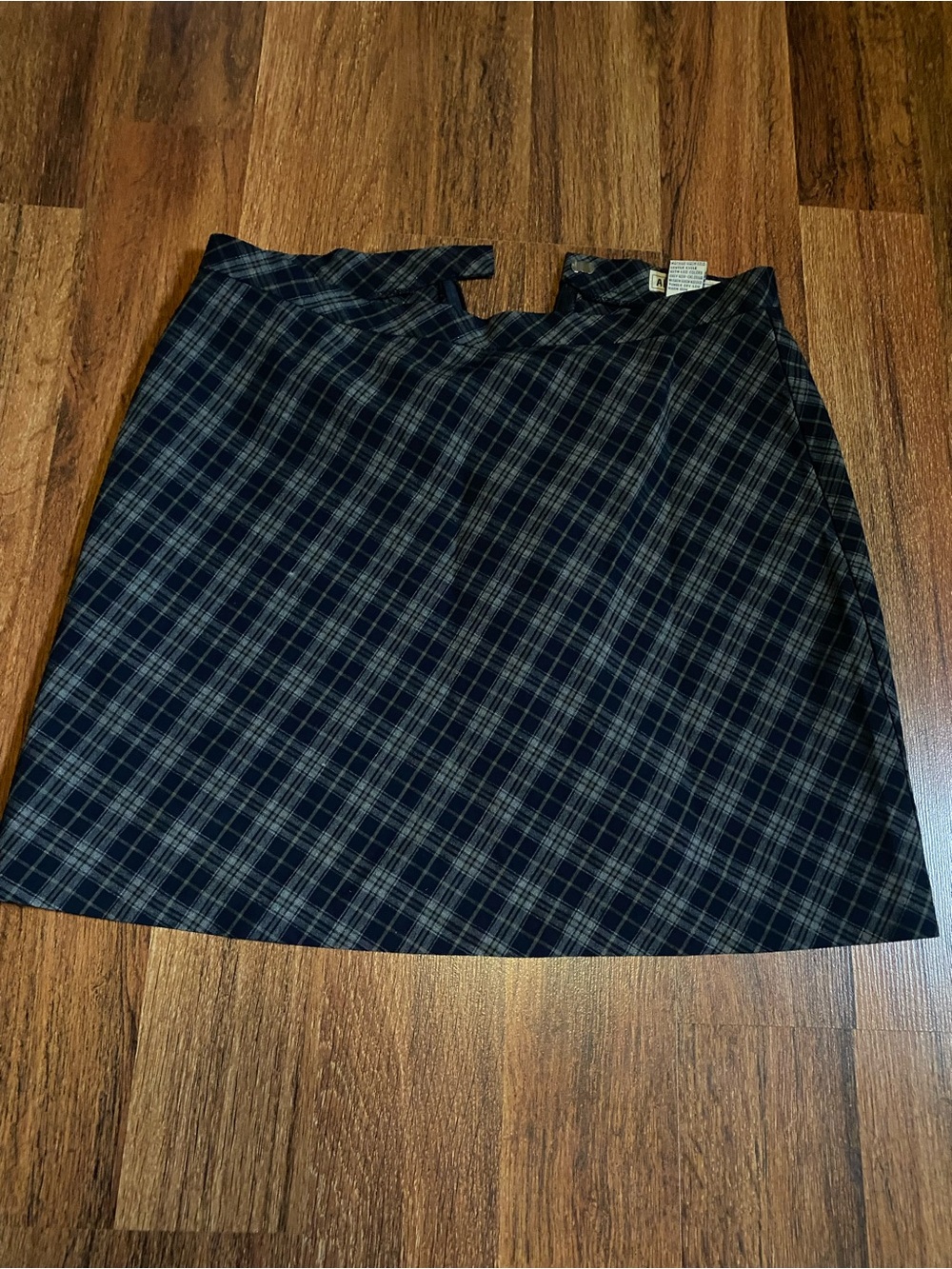 Plaid A-Line Mini Skirt in Navy/ gray